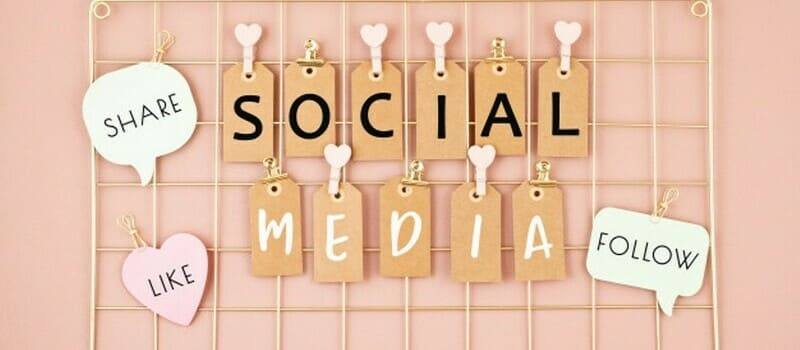 what's a community manager